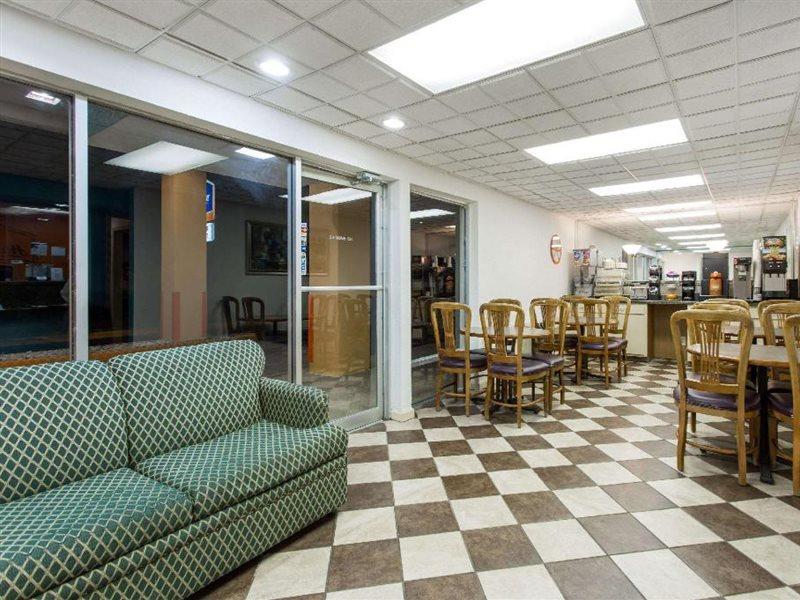 Howard Johnson By Wyndham Virginia Beach Extérieur photo