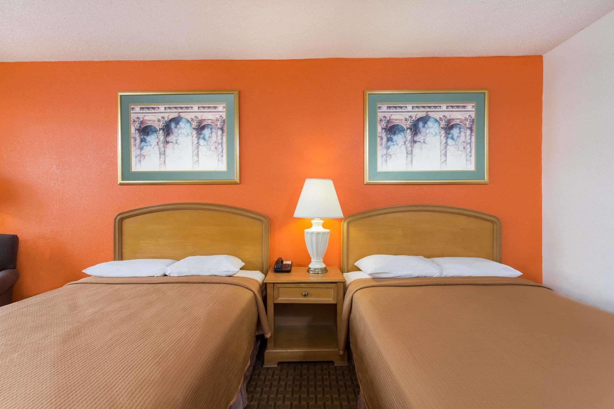 Howard Johnson By Wyndham Virginia Beach Extérieur photo