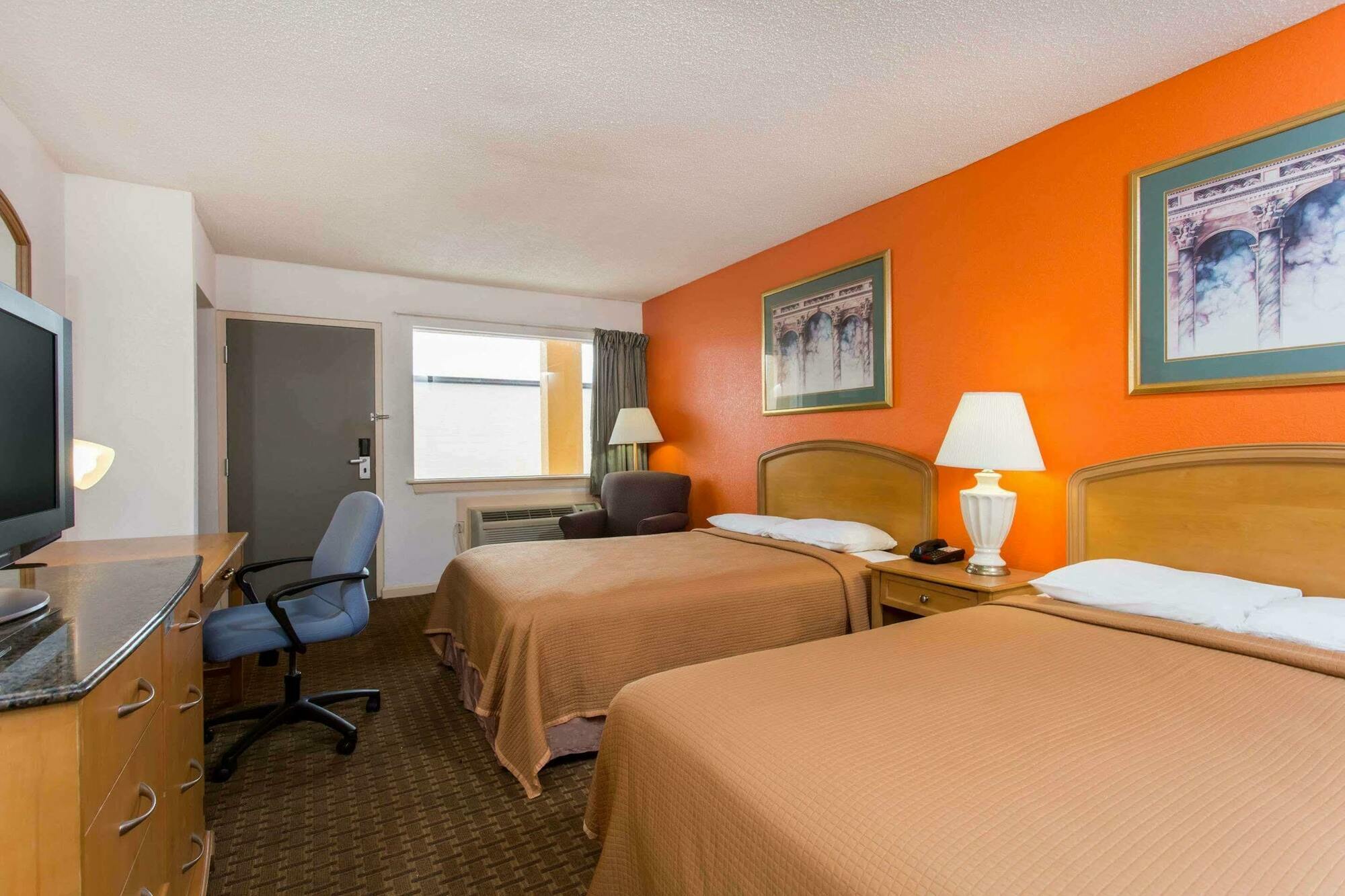 Howard Johnson By Wyndham Virginia Beach Extérieur photo